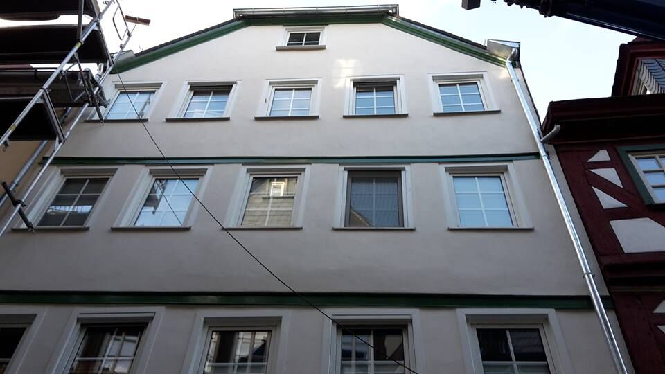 Außenanstrich Malerbetrieb Haus Restaurierung